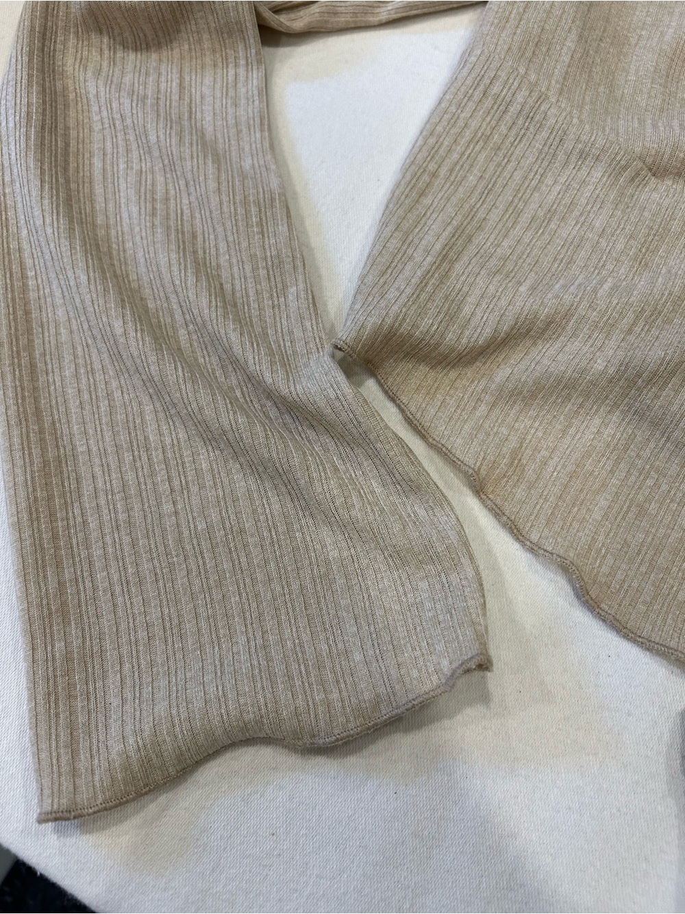 Women’s nice 4 top bundle - Picture 4 of 14